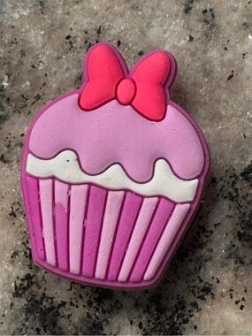 CROCS shoe charm Cupcake Charm with Bow